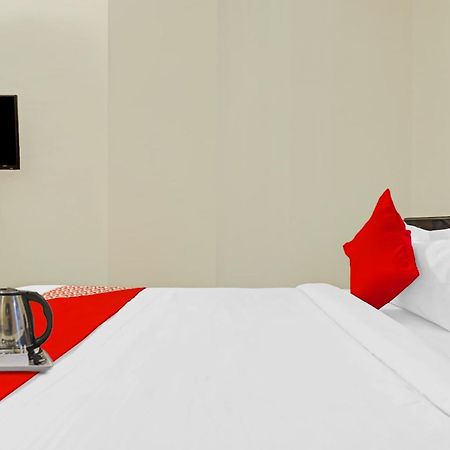 היידראבד Oyo Happy Stay Hotels מראה חיצוני תמונה