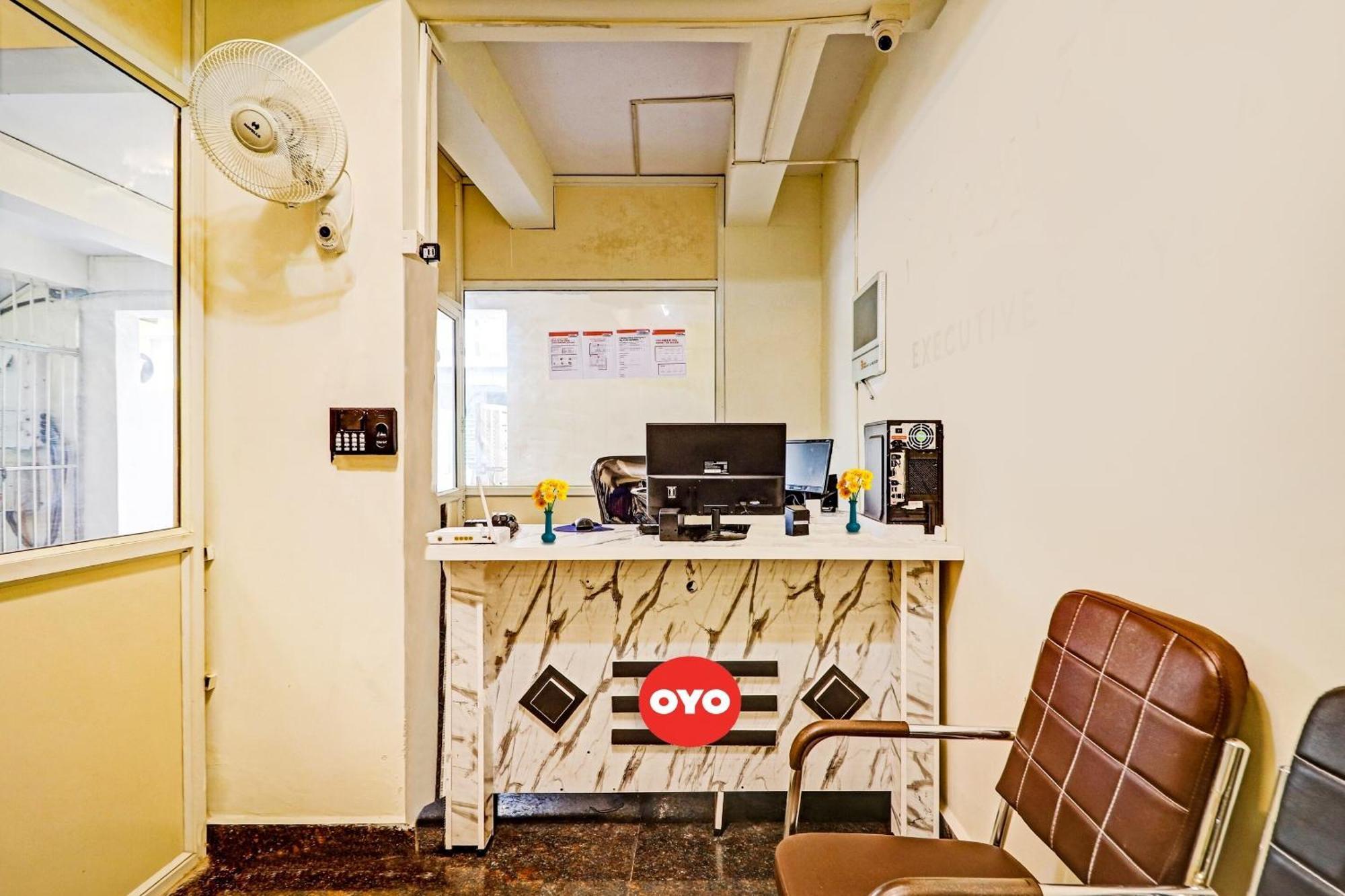 היידראבד Oyo Happy Stay Hotels מראה חיצוני תמונה
